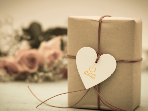 كيف تختار الهدية المثالية من متجر هدايا مشمش؟