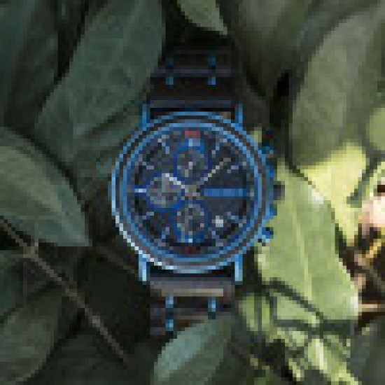 ساعة بوبو بيرد الخشبية باللون الأزرق بتصميم أنيق