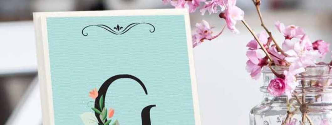 لوحات حروف بتصميم أنيق – هدية مميزة من مشمش Meshmeshgifts تعبر عن شخصيتك