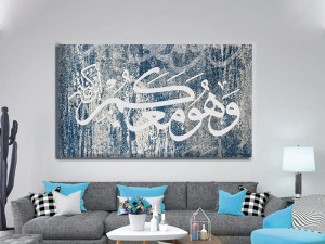 كيف تختار لوحة كبيرة مثالية لتزيين الصالة أو الجدار الرئيسي؟