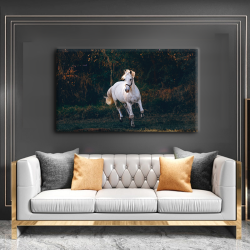 لوحة كانفس جدارية عرضية للخيل باللون الابيض
