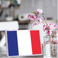 لوحة اهداء بعلم فرنسا