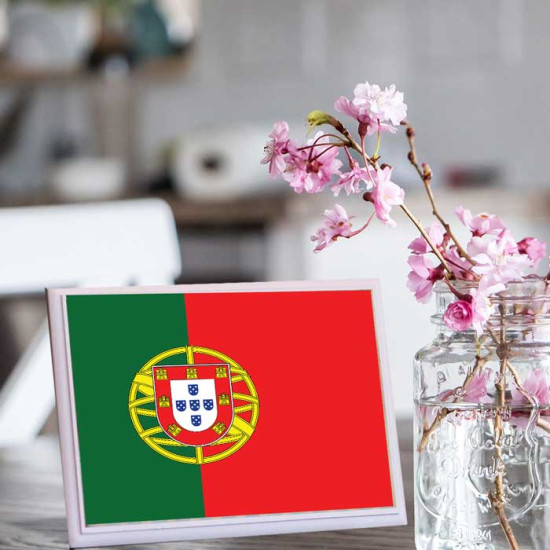 لوحة اهداء بعلم البرتغال