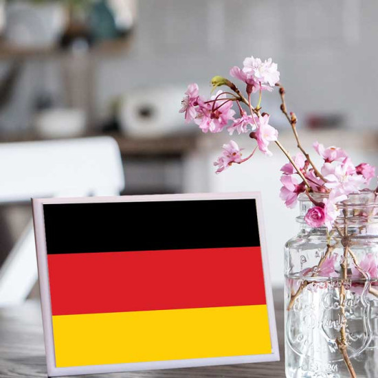 لوحة اهداء بعلم المانيا