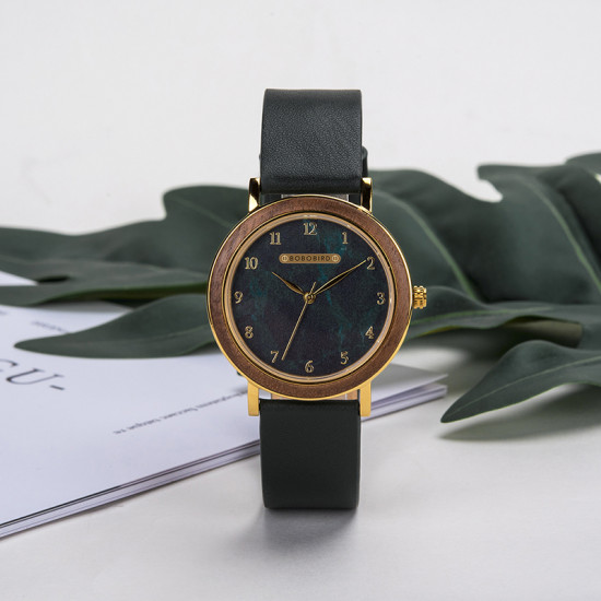 ساعة بوبو بيرد الخشبية لون أسود بتصميم أنيق